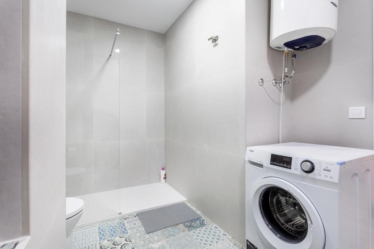 10 Pax, Ac, Wifi Gratis, Ciudad Artes Y Ciencias Apartment Valencia Bagian luar foto