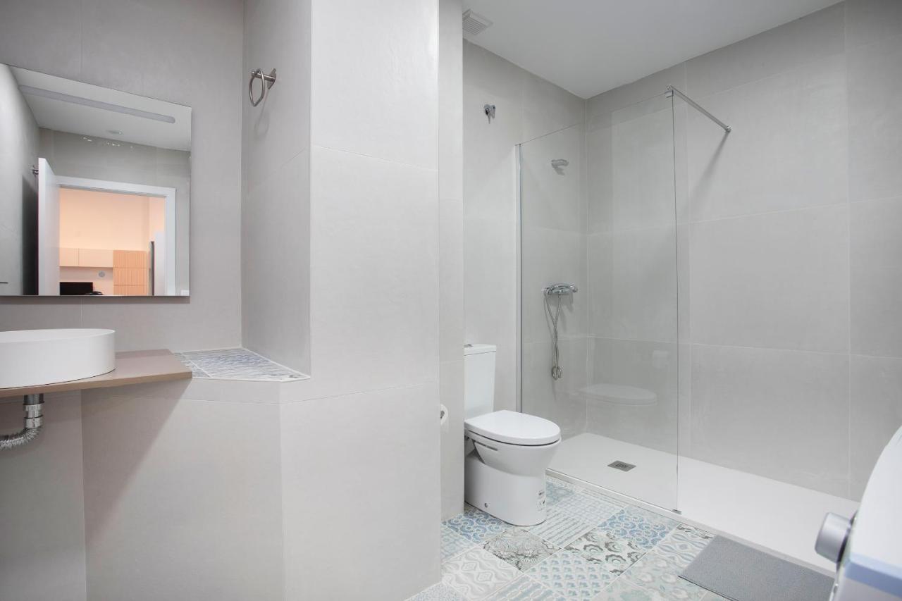 10 Pax, Ac, Wifi Gratis, Ciudad Artes Y Ciencias Apartment Valencia Bagian luar foto