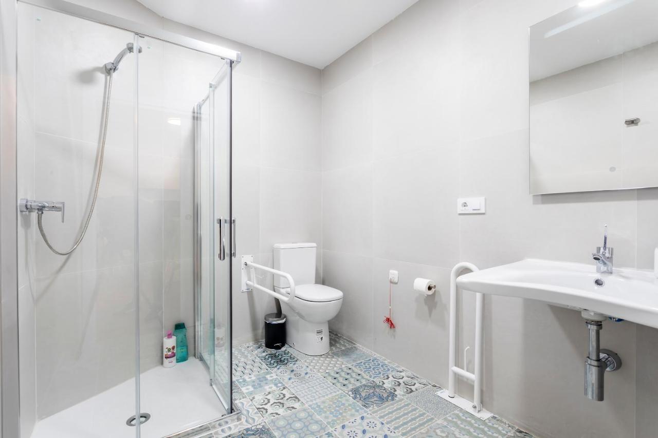 10 Pax, Ac, Wifi Gratis, Ciudad Artes Y Ciencias Apartment Valencia Bagian luar foto